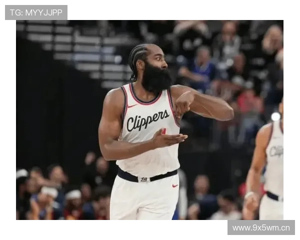 劳模哈登拇指骨折带伤出战坚持